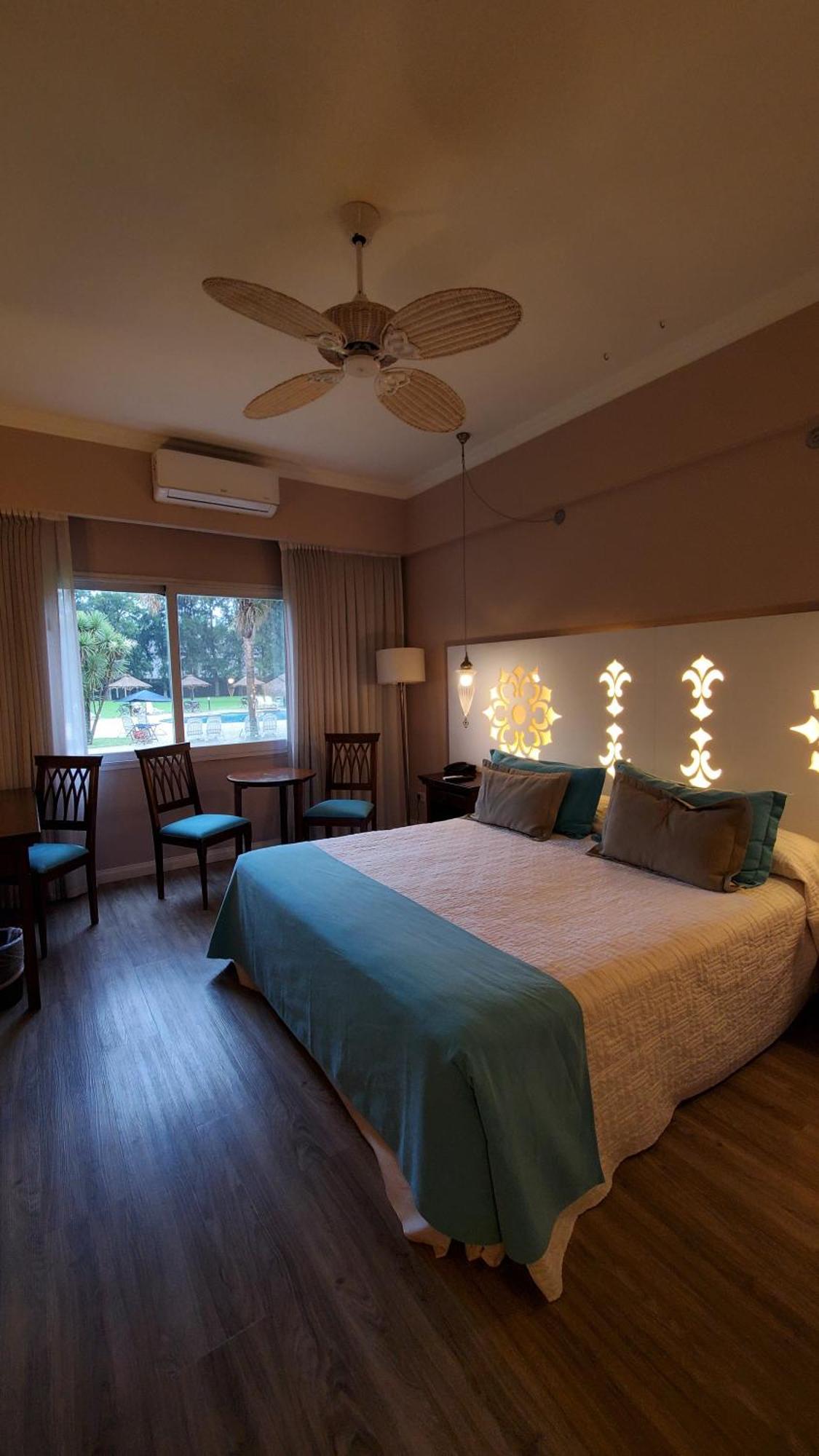 Howard Johnson Pilar Resort Spa & Convention Center Eksteriør billede