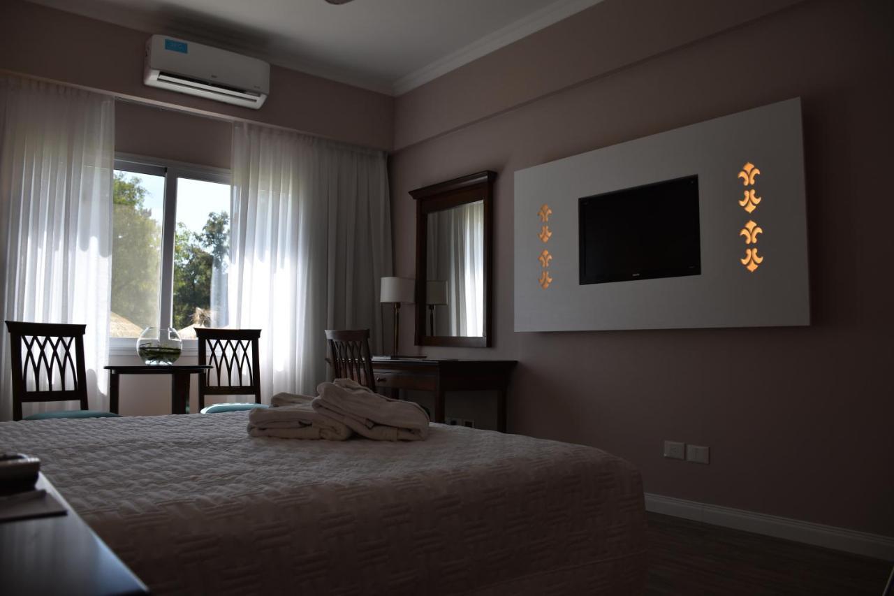 Howard Johnson Pilar Resort Spa & Convention Center Eksteriør billede