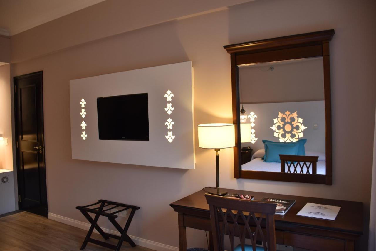 Howard Johnson Pilar Resort Spa & Convention Center Eksteriør billede