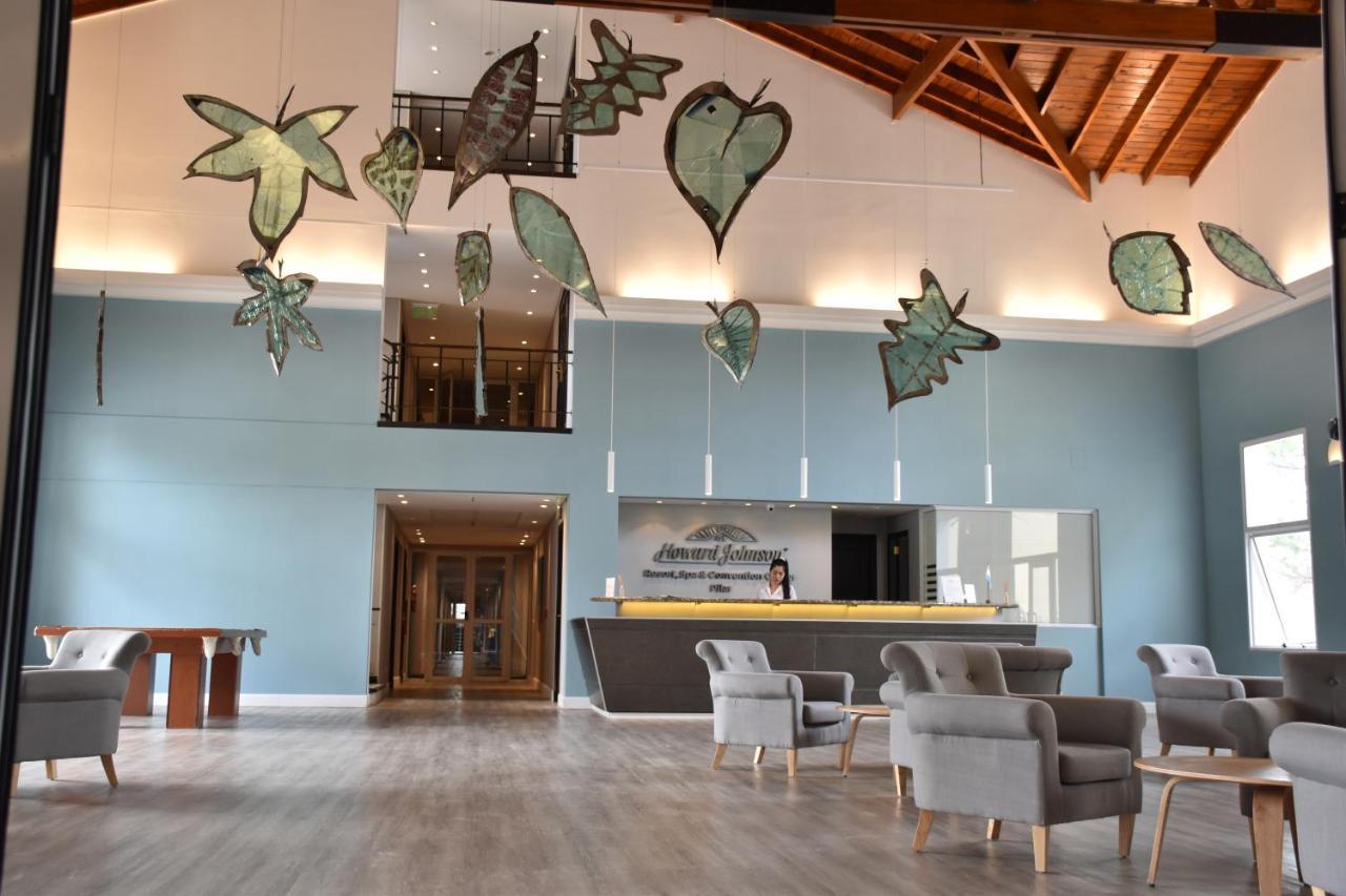 Howard Johnson Pilar Resort Spa & Convention Center Eksteriør billede